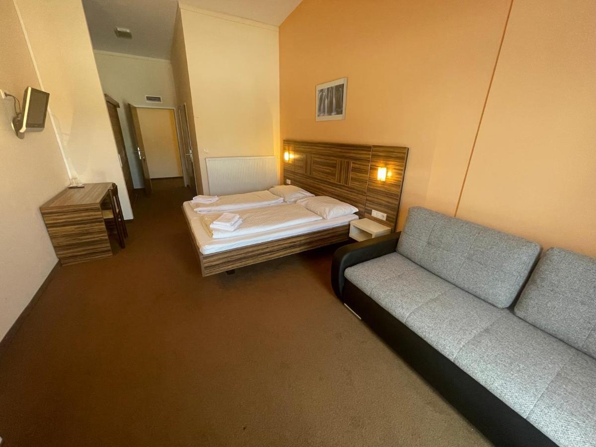 Hotel Koralpe Elsenbrunn Kültér fotó